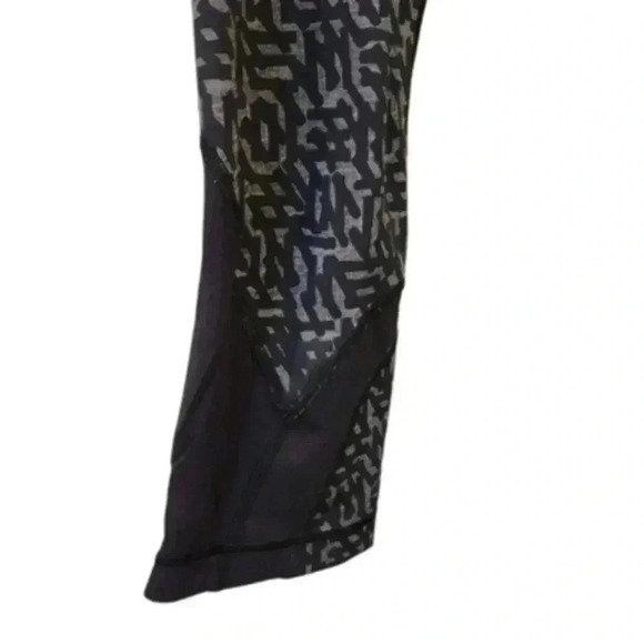 Lululemon Run Inspire Crop II Full-On Luxtreme Block-It Pocket Net Pop 6/15 6 - Picture 6 of 13